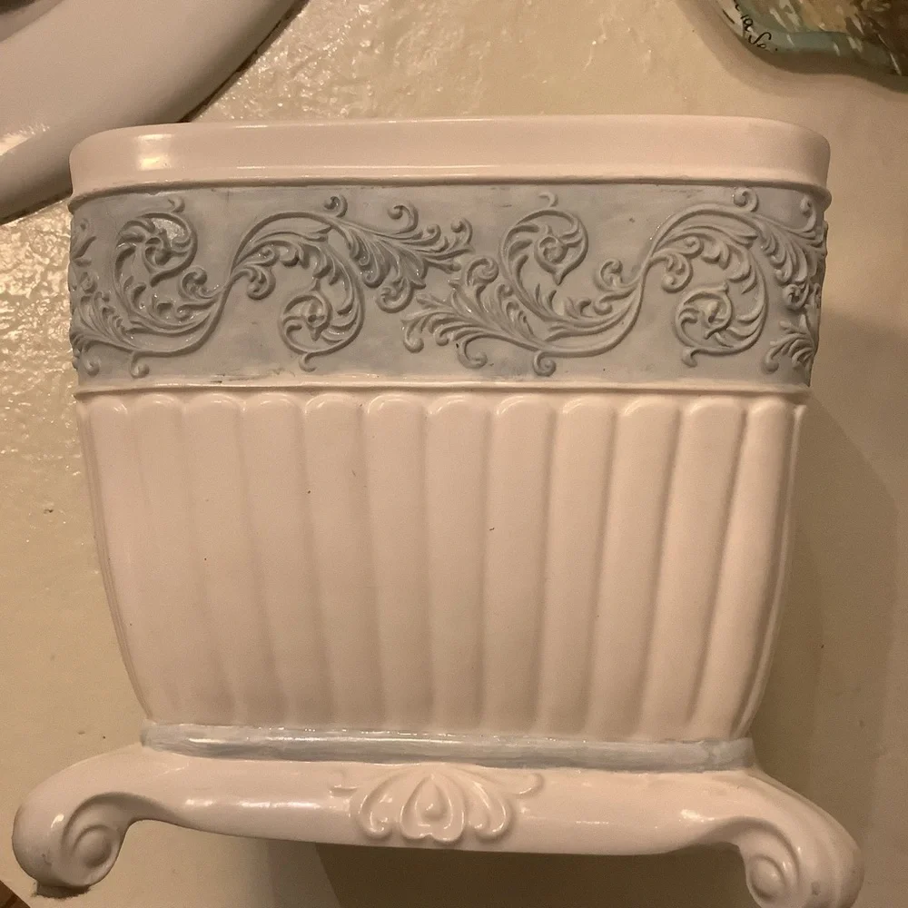 Grandmillenial Blue White Ceramic Tissue Box Cover Holder